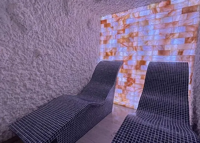 Dominik Hills - & Apartman *