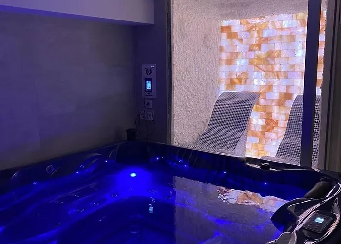 Dominik Hills - & Apartman *