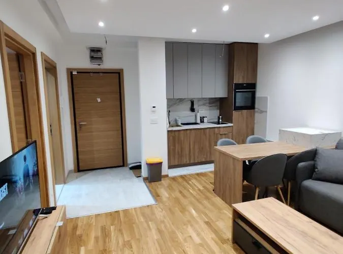 Dominik Hills - & Apartman *